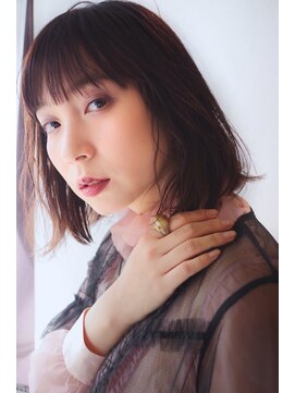 エールバイボヌール(Ere by Bonheur) 外はねにもできるチェリーブラウン軽やかボブ