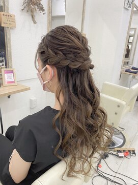 プティクローシェ バイ クオーレ(petite cloche by CUORE) ハーフアップ