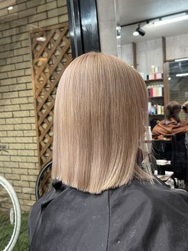 ラフ(LAFF) #黒髪#ボブルフ#ネビージュ#小顔#ワンレン