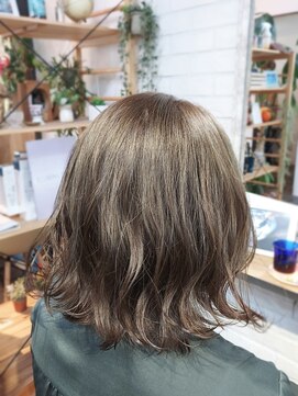 リコ 池袋東口店(Liko) 【Liko池袋】イルミナカラーオリーブ【池袋】