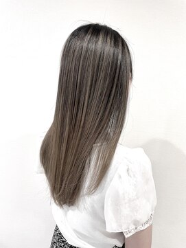 イト(ito.) 外国人風バレイヤージュベージュ_ホワイトグレージュ