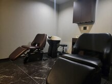 シャンプー台は美容室でも誉れ高い「YUME」