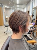 白髪ぼかしショート