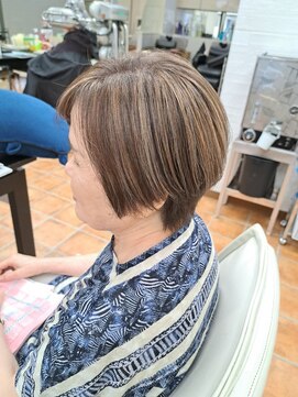 ルナ 大船店(LUNA) ショート×白髪ぼかしハイライト