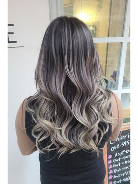 トップシェイプ(TOP SHAPE) 立体感あふれるロングウェーブスタイル