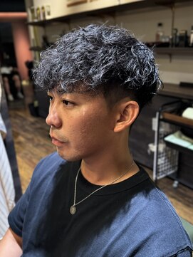 エクファフォーメン(EX-FA FOR MEN) ベリーショート/ダークアッシュ/ニュアンスパーマ/韓国マッシュ