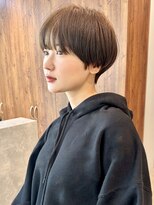 ビュートリアム 南青山(BEAUTRIUM)&nbsp;マッシュショート/前髪あり/ショートヘア/分け目なし/30代40代