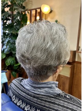 髪工房 ８０代女性