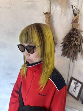 カカフロントオブザミラー(KaKa front of the mirror) イエローデザイン