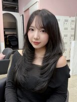 クム(kumu)&nbsp;レイヤーカット/韓国ヘア/縮毛矯正/顔周りカット/透明感カラー