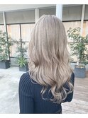 ブロンドカラー×ヨシン巻き×ハイトーン