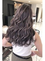 リア 大阪梅田(Ria)&nbsp;～アッシュ3Dカラー×外国人風ハイライト～【Ria 大阪 梅田】