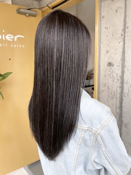 ピア(pier) カット＋カラー＋ハイライト