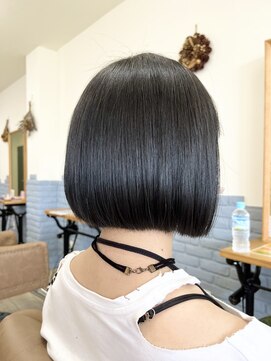 リープ(leap hair) 切りっぱなしボブ