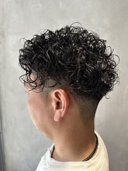 エスフォーヘアデザイン(es for hair design)の写真/メンズカットはもちろんパーマや、ヘッドスパなどの身だしなみもお任せ！メンズにも人気のサロン！