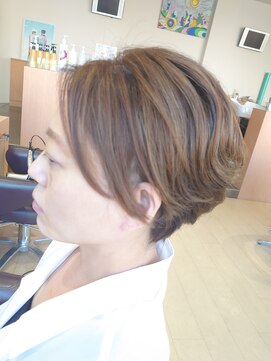 シャンプーボーイ 佐世保駅前店(SHAMPOO BOY) ツーブロックショート【ブリーチ/ハイライト/パーマ】