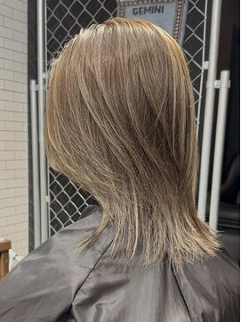 アミーゴ(AMIGO) アッシュベージュカラー