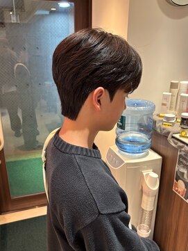 アルム オモテサンドウ(ALLM omotesando) 韓国風ダウンパーマ メンズ韓国ヘア メンズカット 原宿 表参道