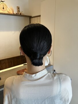 プロープ(PROPE+) タイトシニヨン