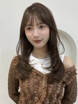 ノイ 銀座(noi)&nbsp;顔周りカットオリーブカラーレイヤーカット