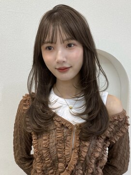 ノイ 銀座(noi) 顔周りカットオリーブカラーレイヤーカット