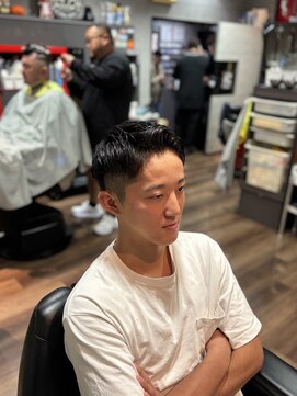 グロウヘアワークス(grow hair works) ツーブロックスタイル