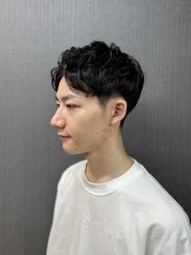 リリー(Lily) くせ毛を活かしたショート【理容室】品川/大森/天空橋/メンズ