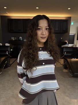 ダイアモンドリリーキートス(Diamond Lily kiitos) 黒髪カタログ/クラゲヘアー/オリーブグレー/一宮/レイヤーカット