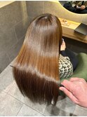 【神戸三宮】潤いと艶を極めたプレミアム美髪ケア髪質改善