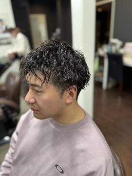 ルシードスタイルウィンズ(LUCIDO STYLE WINS) 縦落ちパーマ