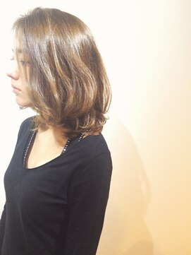 ミズマ(MIZUMA) ◆アッシュベージュミディ◆