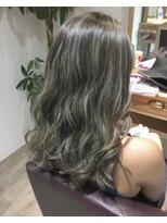 アフィナー(Afinar) 外国人風3Dグレージュ【横浜/横浜駅】