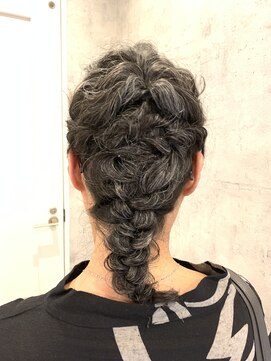 ビーチ 土呂店(Beach) シニアアレンジ 編み下ろし