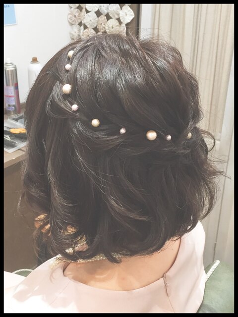 ショートヘアセットのハーフアップ　ショートヘアアレンジ