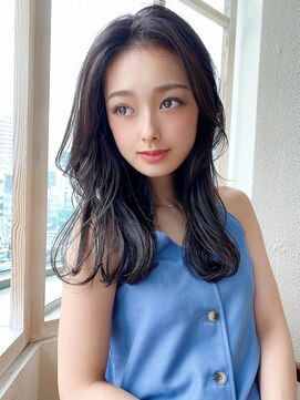 アフロート ディル(AFLOAT D'L) 【AFLOAT 晃輔】20代30代大人可愛い センターパート 髪質改善