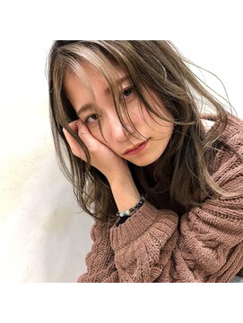 トルネード(TORNADO) 外国人風ハイライトバレイヤージュフェイスフレーミング