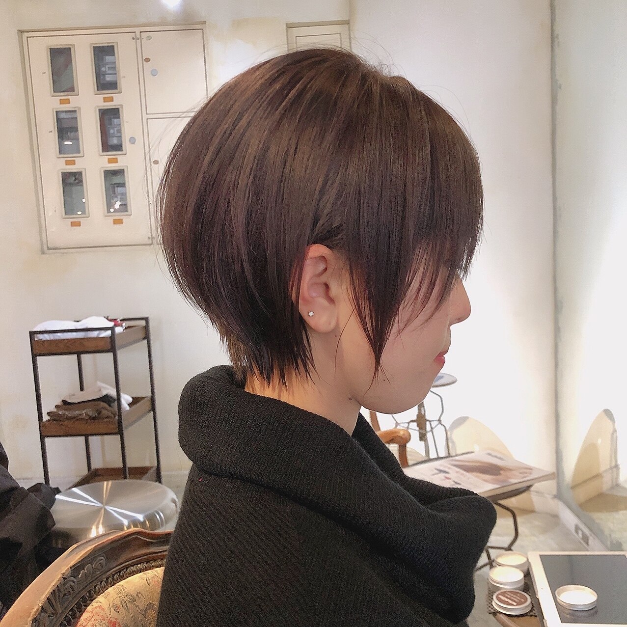 大人可愛い小顔襟足すっきりショート 鹿児島中央：L096009120｜髪質