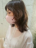 ペネロープ(Penelope)&nbsp;大人かわいい　くせ毛風抜け感マッシュウルフ！　遠藤至