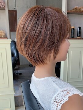 ザ シー 橋本(The C) 30代40代50代◎大人ナチュラルレイヤーショートボブ 表参道 橋本