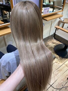 カーラ エクステンション(cara extension) アッシュミルクティー