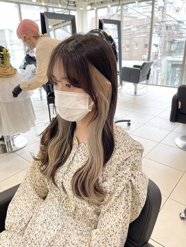 アクアオモテサンドウ(ACQUA omotesando) ホワイトベージュ/インナーカラー/グレージュ