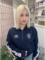 ペレ 渋谷(PELE) インナーカラー/グレーベージュ/ハイトーン/ブリーチ/渋谷