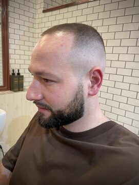 サードプレイス(Third Place) 海外ベリーショート