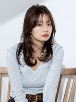 エアー 青山(AIR) 顔まわりレイヤーカット透明感グレーベージュブリーチなし