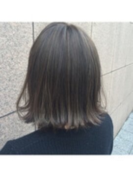 ロマリア(Lomalia) ★　流行りの切りっぱなし外ハネボブ　×　３Dハイライト　★