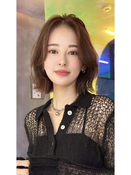 ロンド ストラーダ 心斎橋(Lond strada) レイヤーボブ×ハイトーン[心斎橋/髪質改善]