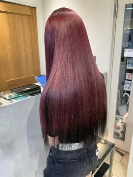 テトラ バイ ネオリーブ 横浜西口店(tetra by neolive) 赤×黒 エンドカラー ケアブリーチ