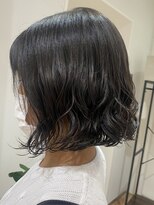 アピッシュ(apish 並木通り)&nbsp;ボブの毛先パーマ