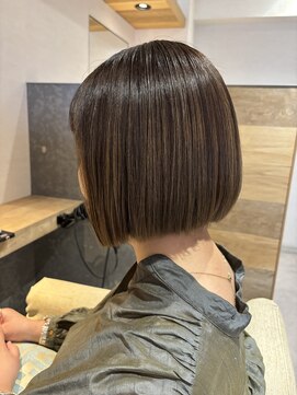 ブルーム ヘア デザイン ドゥーエ(bloom hair design due) ミニボブ×似合わせカット【美髪矯正/髪質改善/塚口】