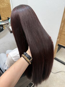 エヌ 北千住(N) 深みのあるワインレッドカラー